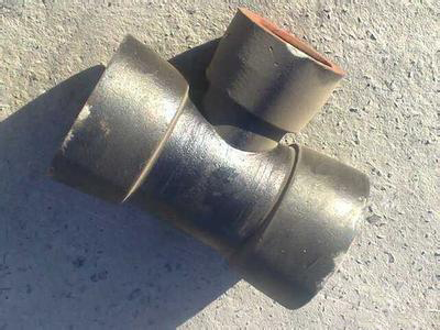 老房子临泽铸铁管下水漏水怎么处理